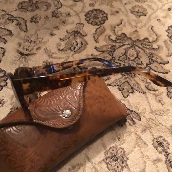 Ralph Lauren sunglasses - Picture 3 of 4